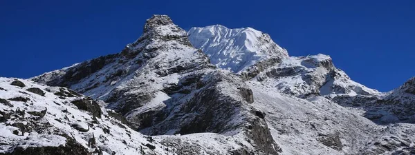 Monte Lobuche Leste — Fotografia de Stock