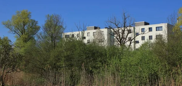 Doğaya karşı mimarisi