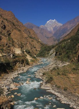 Kali Gandaki Nehri ve Nilgiri