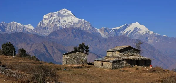 Uitzicht vanaf een plaats in de buurt van Gorepani, Nepal — Stockfoto
