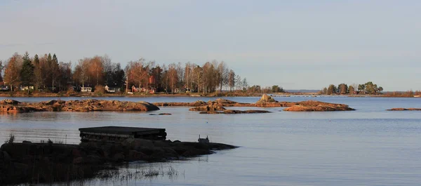 Jesienny Dzień Dalsland Szwecja Krajobraz Nad Brzegiem Jeziora Vanern — Zdjęcie stockowe