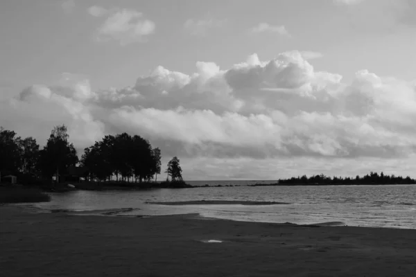 Krajobraz Vita Sannar Szwecja Wybrzeże Jeziora Vanern Letnie Popołudnie — Zdjęcie stockowe