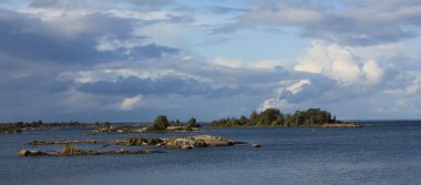İsveç 'in Vannern Gölü kıyısında hiç değişen ışık yok..