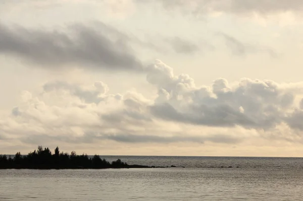Nuages Changeants Dessus Lac Vanern Suède — Photo