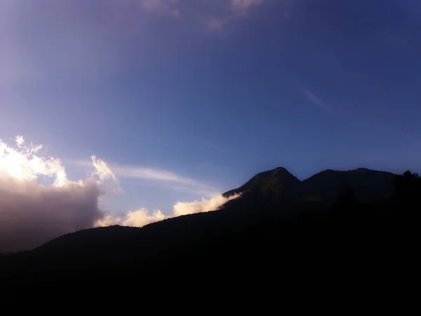 Amanecer Claramente Montaña Lawu — Foto de Stock