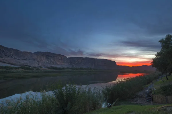 Puesta de sol sobre el río Orange — Foto de Stock