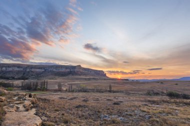 Kuru kış günbatımı