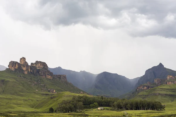 Regn på berget — Stockfoto