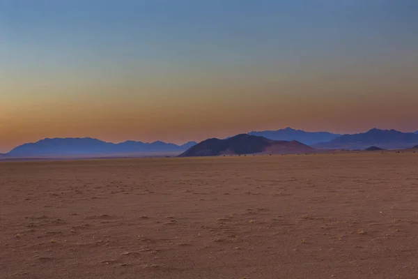 Голубые Горы После Заката Пустыне — стоковое фото