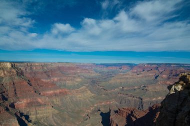 Arizona, Güney Rim 'den Büyük Kanyon Ulusal Parkı. Kanyon ve vadi manzarası.