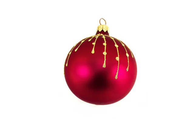 白い背景に隔離された赤いクリスマスボール。 — ストック写真