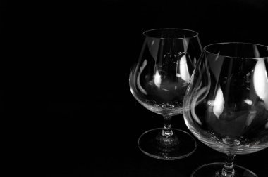 Brendi, viski ya da burbon için boş bardak.