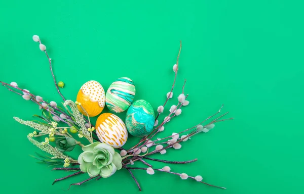 Handmade Painted Easter Eggs Spring Branches Buds Green Background — Stock Photo, Image