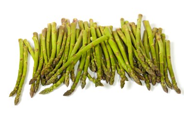 Beyaz adam üzerinde taze çekilmiş kuşkonmaz Spears topluluğu