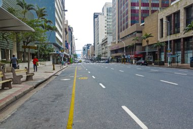  Durban Anton Lembede sokakta sessiz erken sabah