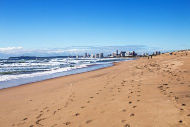 Durban Güney Afrika mavi gökyüzü karşı kıyı manzara