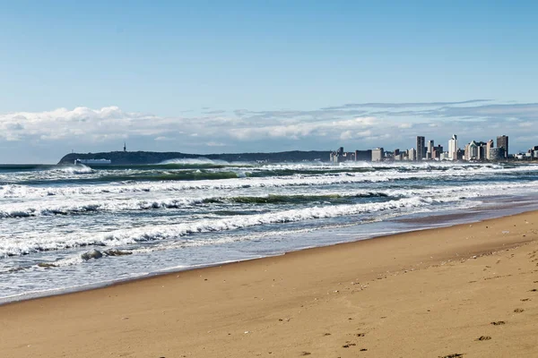 Paisagem costeira contra o céu azul em Durban África do Sul — Fotografia de Stock