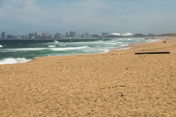 Étendue Sable Plage Durban Avec Hôtels Stade Arrière Plan — Photo