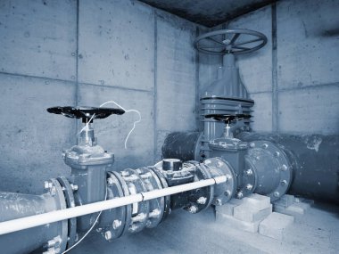 Şehir su Servisi. 500mm büyük İçecek suyu hattı kapısı valf, 250mm şube ile. Ana yeraltı su armatürü milleri sonra yenileme. 