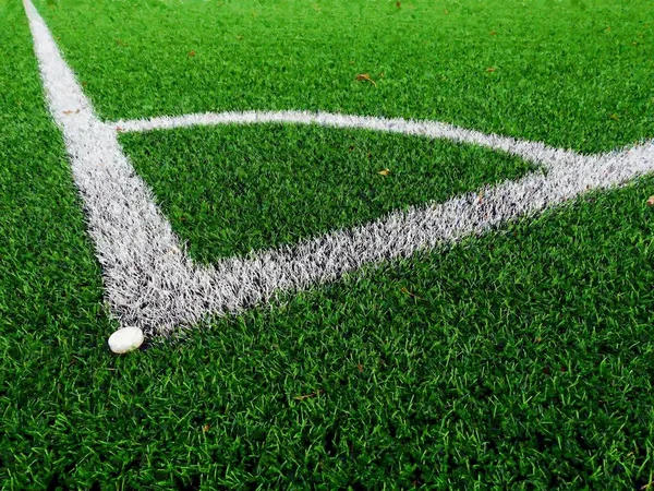 Geverfd effect. Voetbal Speeltuin corner op verwarmde groen — Stockfoto