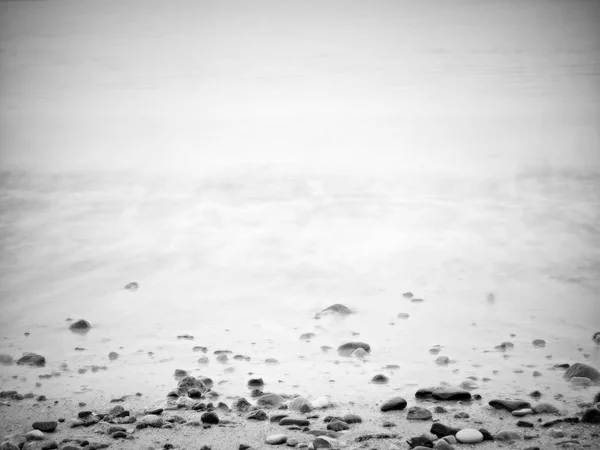 Amanhecer mooth na costa da Ilha Ruegen, na Alemanha . — Fotografia de Stock