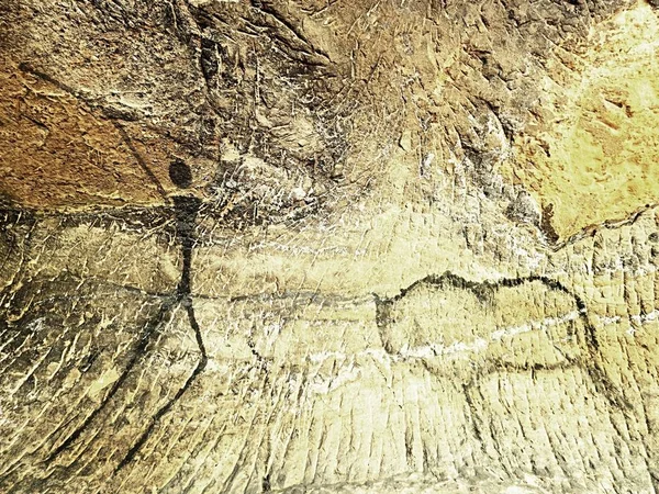 Pintura de caza humana en la pared de arenisca, cuadro prehistórico. Arte abstracto negro en cueva de arenisca . —  Fotos de Stock