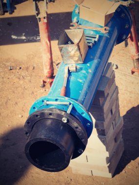 Bağlantı Hdpe boru ve ana çelik boru, kapı Vana. Kaynaklı plastik boru, vida bağlantısı. 