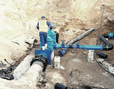 Alt geçit valfi, içecek su sisteminin reconstrucion yeraltı