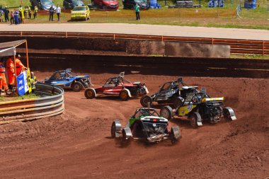 1-2 Temmuz 2017, Autocross Nova Paka, FIA Avrupa Şampiyonası, Çek Cumhuriyeti'nde. Adamcağız araba ve süper arabası.