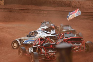 1-2 Temmuz 2017, Autocross Nova Paka, FIA Avrupa Şampiyonası, Çek Cumhuriyeti'nde. Adamcağız araba ve süper arabası.