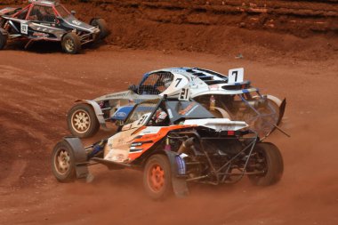 1-2 Temmuz 2017, Autocross Nova Paka, FIA Avrupa Şampiyonası, Çek Cumhuriyeti'nde. Adamcağız araba ve süper arabası.