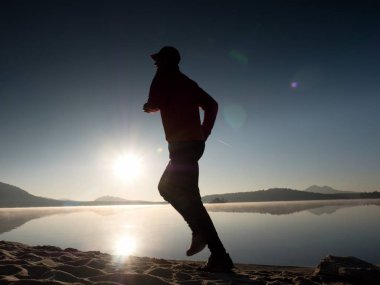 Gün batımı, Güneş ufuktan plaj egzersiz