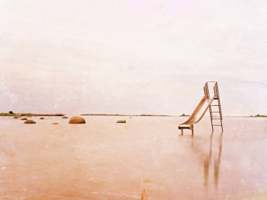 Soyut etkisi. Eski çelik slayt gölde. Parça, büyük granit taşlar sürme ile krom merdiven Kulesi