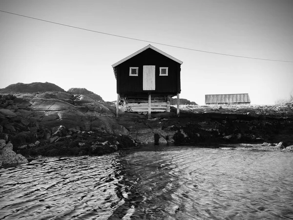 Rural Norwegian Landscape Traditional Red White Wooden House Rocky Island — Stock Photo, Image