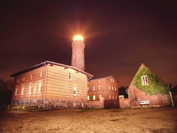 Shining old lighthouse at the Darsser Ort with Natureum near Prerow Fischland-Darss-Zingst — Stockfoto