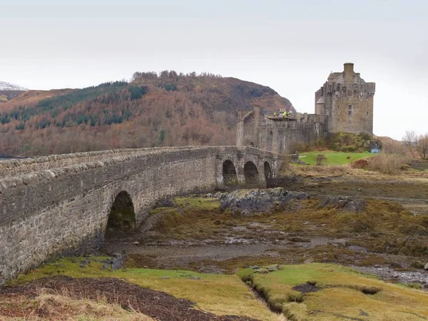 7 лютого 2017 острів Скай, Шотландія - Eilan Donan замок — стокове фото