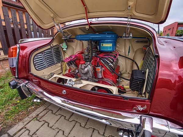 Oldtimers  parade -  President car Tatra 2-603, famous car — Stock Photo, Image