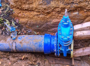 Eski boru dalının yenisiyle değiştirilmesi