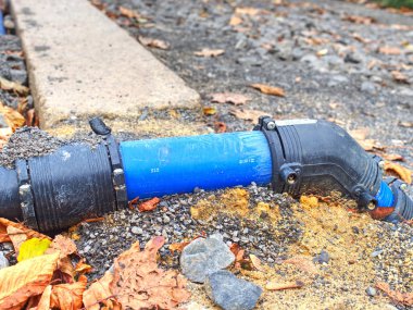 Geçici içme suyu borusu bağlantısı 