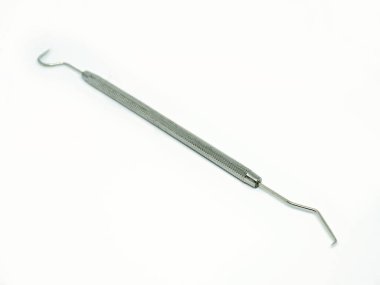 Çift kanca. Beyaz arkaplan üzerinde diş aracı