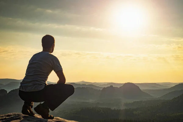 Reconciliation Confident Man Sitting Edge Amazing View Born New Day — Stock Photo, Image