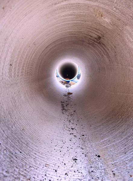 Mirando Dentro Tubería Hdpe Gran Diámetro Para Suministro Agua Potable — Foto de Stock