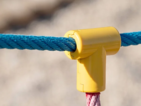 Coberto Ponto Articulado Cordas Com Tampa Plástico Crianças Teia Aranha — Fotografia de Stock