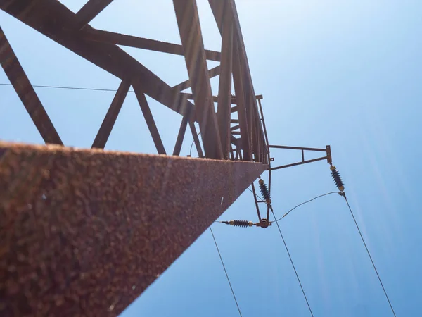 Rusty Pole Steel Rusty Construction Energy Pole Standing Desert Area — Stock Photo, Image