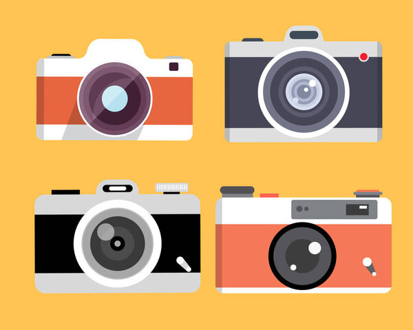 Набор реалистичной винтажной ретро-камеры и цифровой фотокамеры. Векторная иллюстрация на оранжевом фоне
.