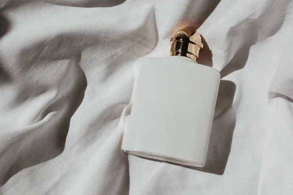 Bottle Female Perfume White Silk Background Top View — Stock Photo, Image