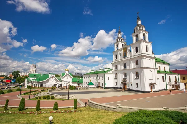 Catedral del Espíritu Santo en Minsk. — Foto de Stock