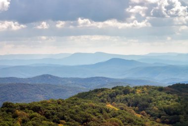 Dağ manzarası. Doğanın bileşimi