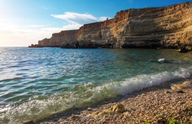 Güzel plajı ile deniz manzarası. Doğanın kompozisyon.