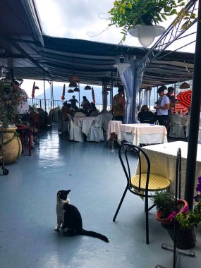 Belforte 'nin içinde Cinque Terre' nin en iyi restoranlarından biri var. Deniz manzaralı ve ünlü liguryan tarifleriyle tanınıyor. Cinque Terre, İtalya.